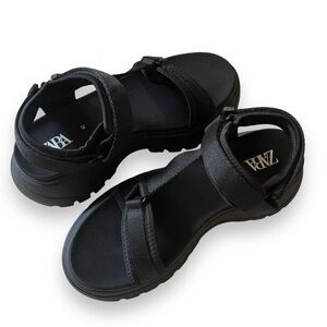 Zara Sport Sandal